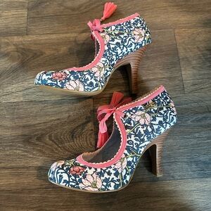 Ruby Shoo Willow ModCloth Floral Tassel Tie Heel Shoes Women’s Size 7